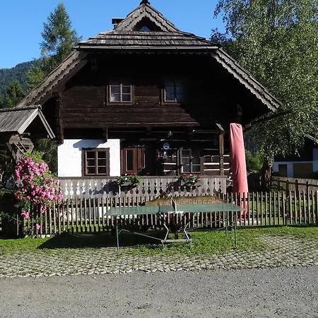 Дом отдыха Holzblockhaeuser Fam. Schabus