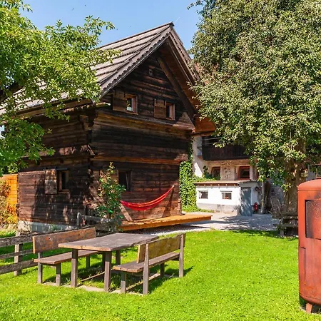 Tatil Evi Holzblockhaeuser Fam. Schabus *