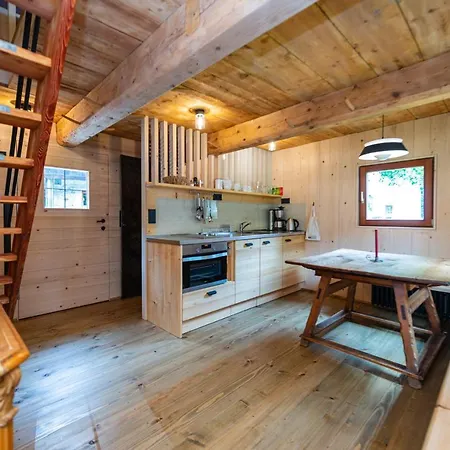 Tatil Evi Holzblockhaeuser Fam. Schabus