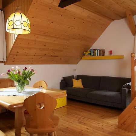 Holzblockhaeuser Fam. Schabus *