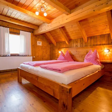 Holzblockhaeuser Fam. Schabus Дом отдыха *