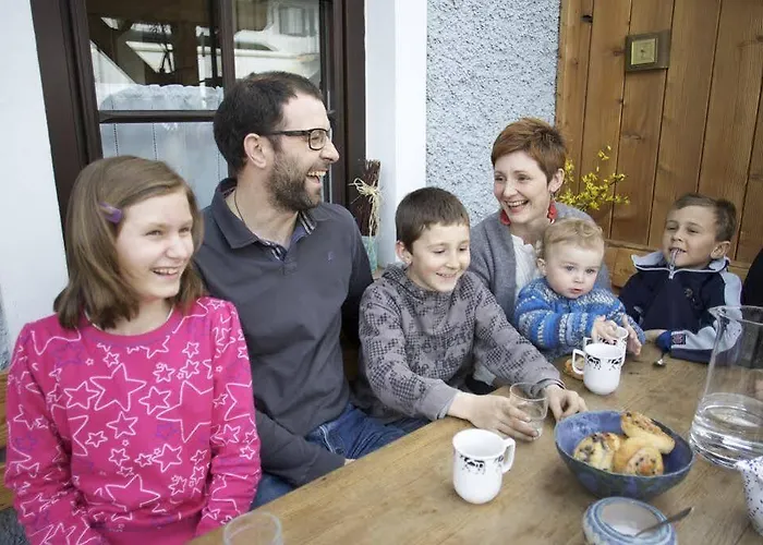 Nyaraló Holzblockhaeuser Fam. Schabus Hermagor-Pressegger See